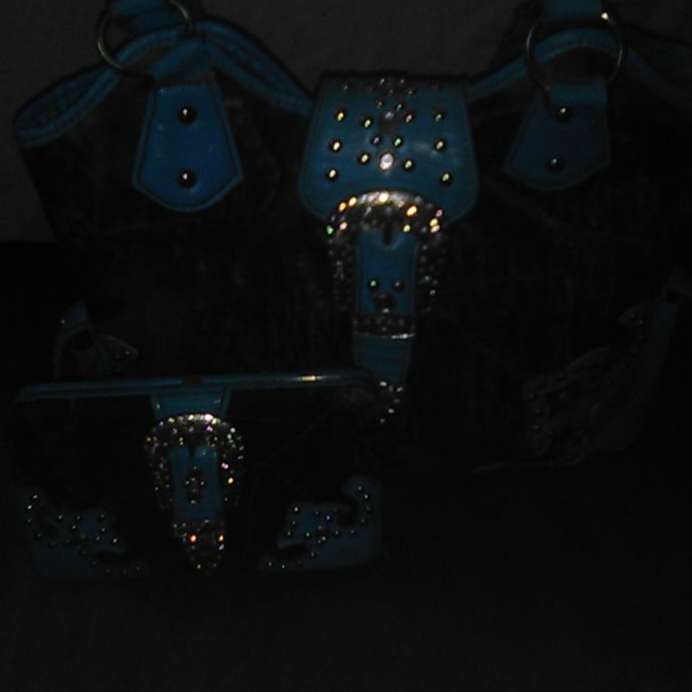 Blue camo purse and wallet.